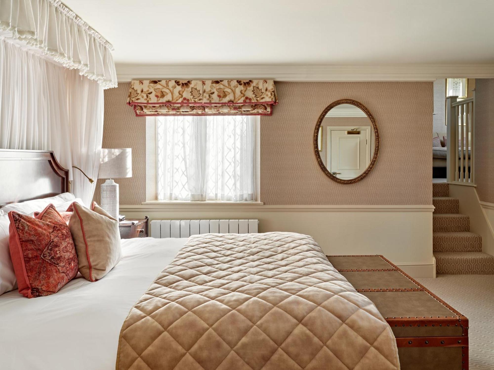 Classic Double Room,1588426325:JPEG